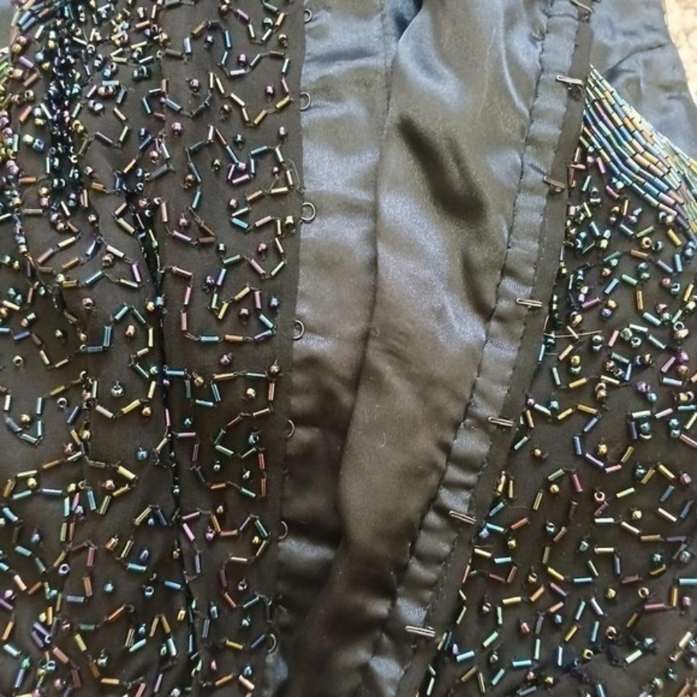 Vintage 90s/Y2K glam blingy black sleeveless crop top w/multicolored beading, XS - Picture 6 of 8